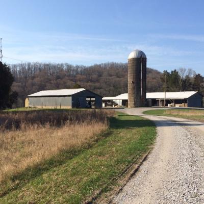 Twra Barns
